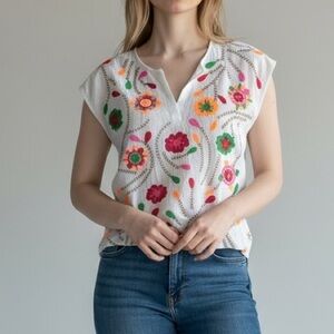 THML White Floral Embroidered Blouse NWOT
